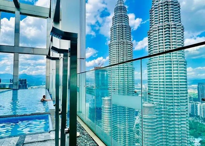 The Tropicana Residence Klcc By Moonlight