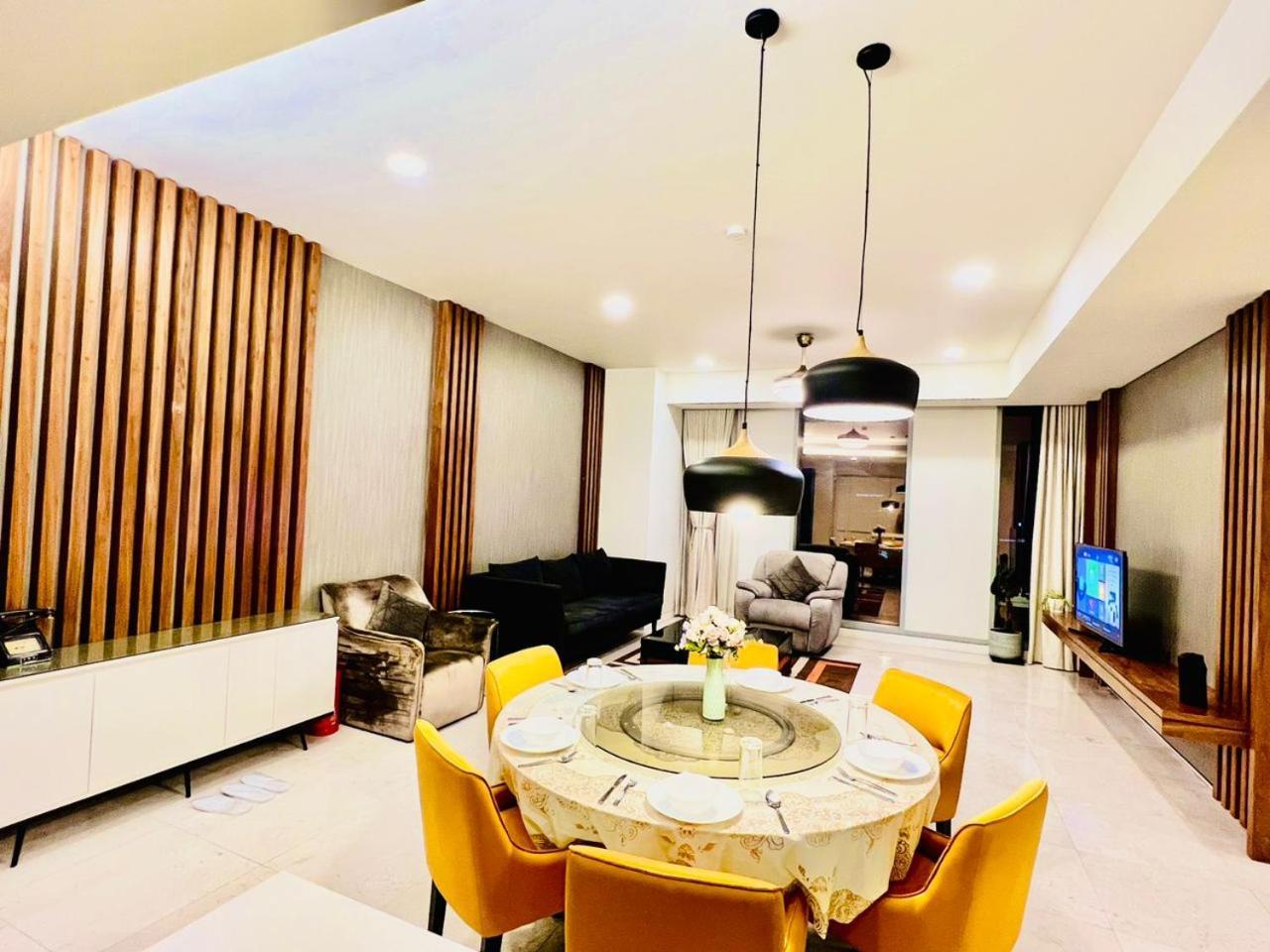 The Tropicana Klcc By Moonlight Apartment