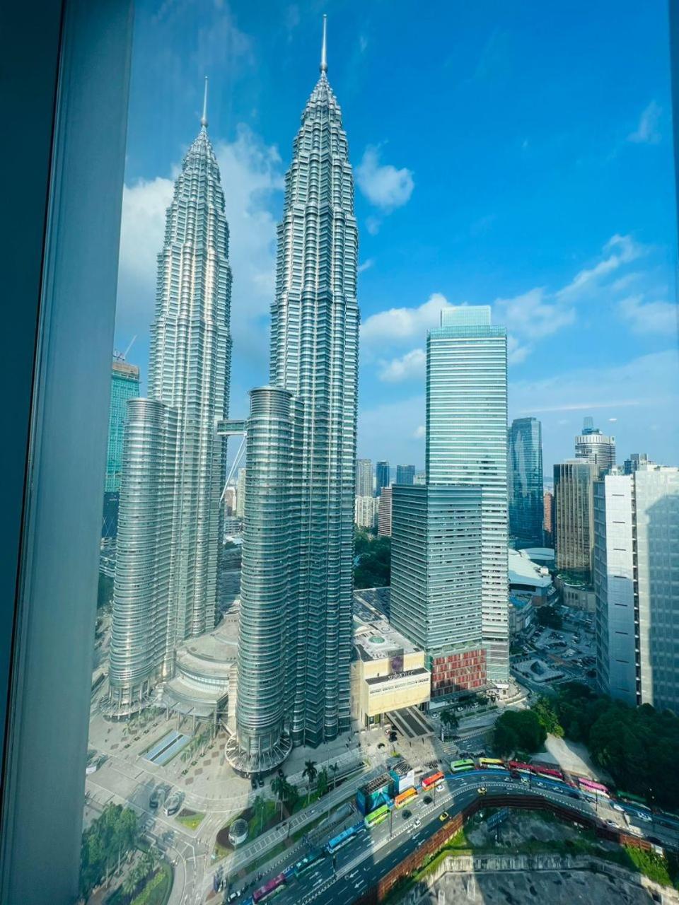 The Tropicana Klcc By Moonlight *